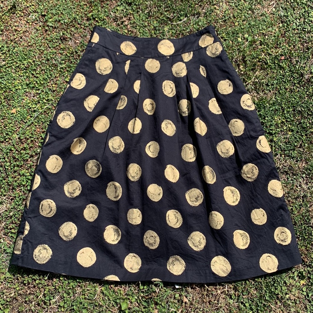 Ann Taylor Adorably Chic Gold Polka Dot Pleated Skirt